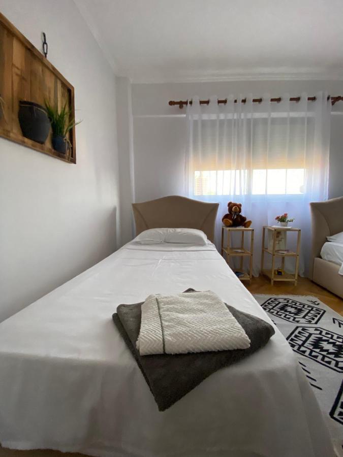 Apartment Entire Serviced With A Beautiful View Tirana