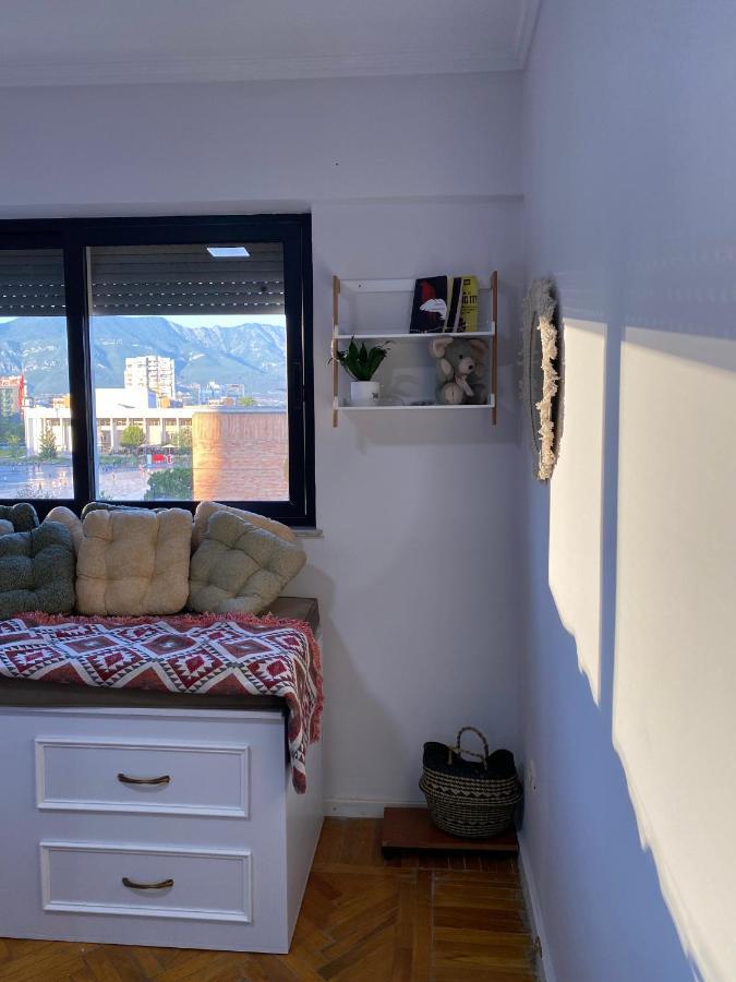 Apartment Entire Serviced With A Beautiful View Tirana